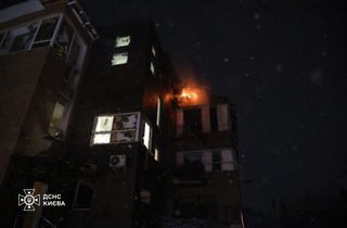 Удар по Києву: рятувальники показали наслідки (фото, відео)