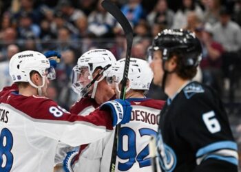 НХЛ: Колорадо та Анахайм святкують перемоги