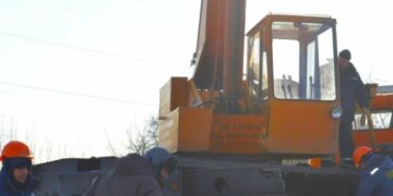 Через серйозні пошкодження мереж у Запоріжжі 2,4 тисячі родин тимчасово живлять від генераторів