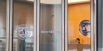 Нова 4-річна програма МВФ передбачає 10 траншів для України