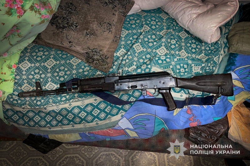 Поліція Конотопщини скерувала до суду обвинувальний акт щодо незаконного зберігання бойової зброї
