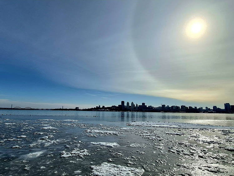 У Дніпрі побачили рідкісне атмосферне явище