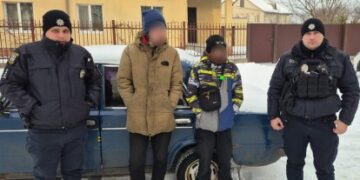 У Сумах двоє підлітків угнали автомобіль