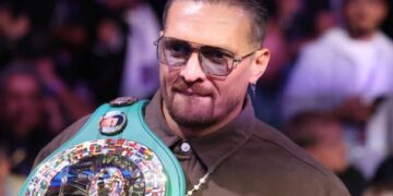 Усик готовий стати наставником Джошуа на шляху до світового титулу