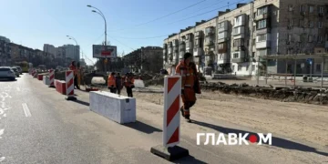 Ремонт Харківського шосе у Києві. Фоторепортаж із будівництва, яке розсварило громадян