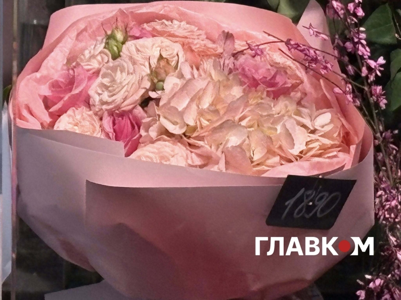 Скільки коштують квіти у Києві перед 8 березня: огляд цін на ринках та в магазинах