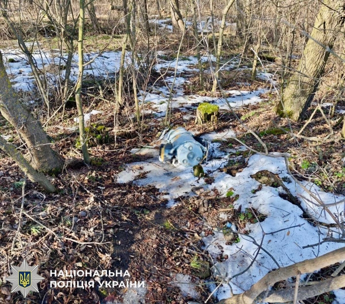 У Дарницькому районі виявлено нездетоновану бойову частину дрона (фото)