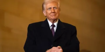 США завдали масованого удару по іранському острові Харк у Перській затоці – Трамп