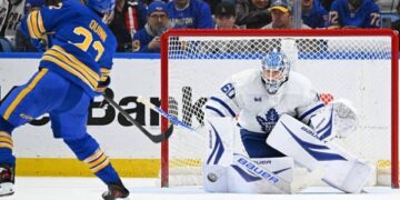 НХЛ: Баффало дотиснув Торонто в серії булітів