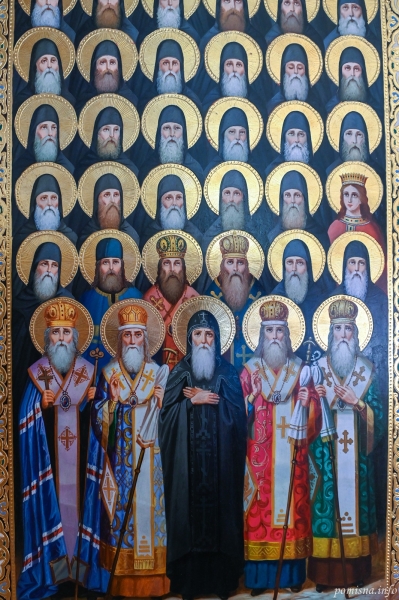 Історична подія у Лаврі: Епіфаній уперше звершив молитву у храмі над Ближніми печерами