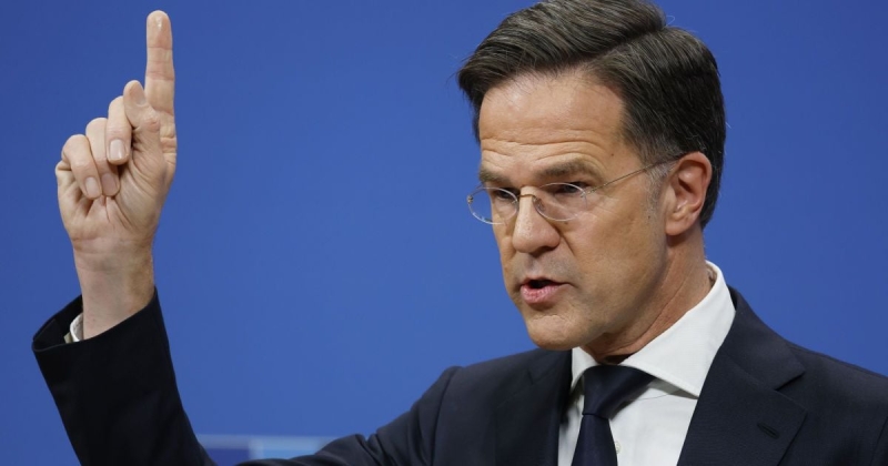 Рютте: США не припинили військову підтримку України