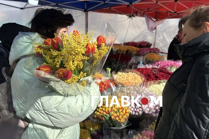 Скільки коштують квіти у Києві перед 8 березня: огляд цін на ринках та в магазинах