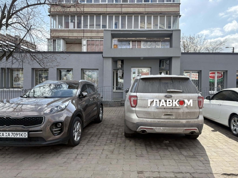 Рік після знесення МАФів. Що відбувається біля метро &laquo;Мінська&raquo; (фото)