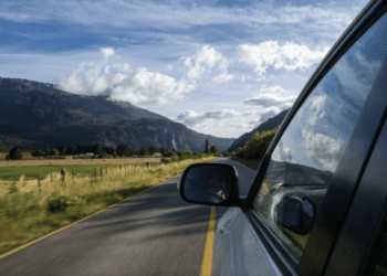 Довга поїздка на авто: що потрібно зробити перед виїздом щоб не зіпсувати подорож