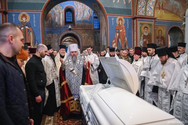 Прощання з Патріархом. Фоторепортаж із заупокійної літії у Михайлівському соборі