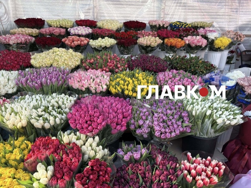 Скільки коштують квіти у Києві перед 8 березня: огляд цін на ринках та в магазинах