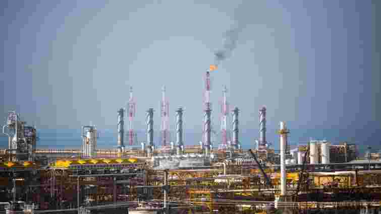 Ізраїль та США завдали ударів по Ірану: пошкоджено найбільше газове родовище, загинули високопоставлені чиновники