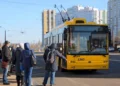 У Києві відновлено рух електротранспорту після нічної атаки РФ (оновлено)