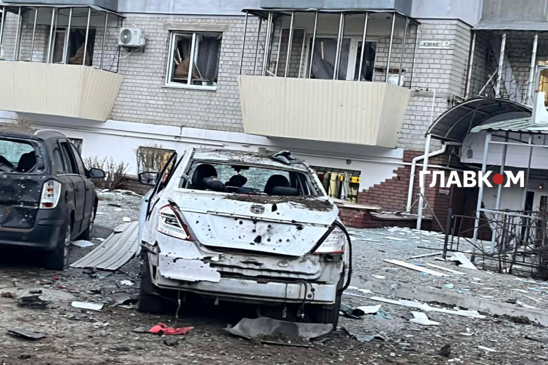 З'явилися кадри з наслідками удару по Броварах