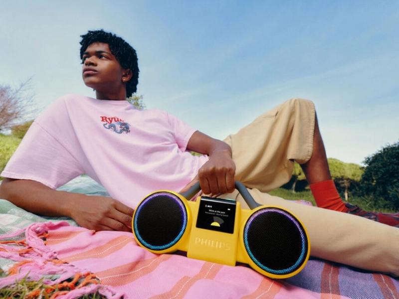 Жовтий пластик та дух 80-х: Philips відроджує культову серію Moving Sound
