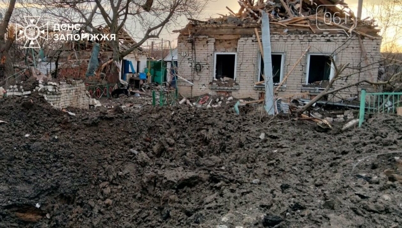 Внаслідок ворожих обстрілів на території Запоріжжя та передмістя виникло п’ять пожеж, зруйновано житлові будинки