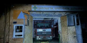 На Запоріжжі росіяни обстріляли пожежнo-рятувальний підрозділ