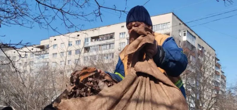 Мешканців одного з міст на Прикарпатті запрошують допомогти прибрати місто до Великодня