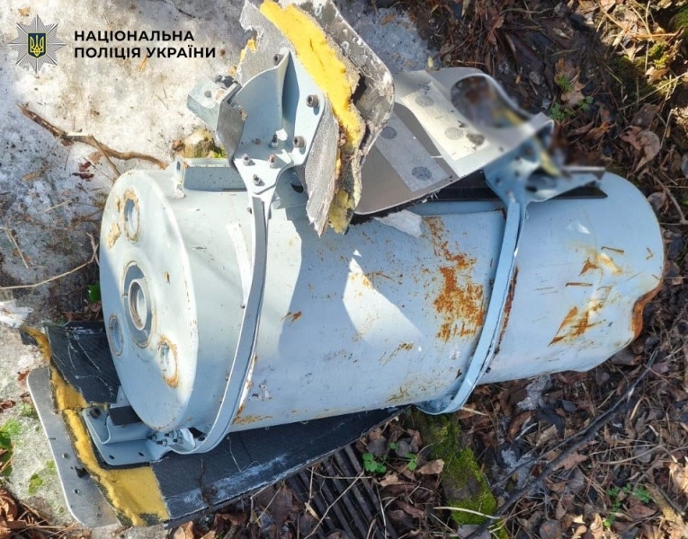 У Дарницькому районі виявлено нездетоновану бойову частину дрона (фото)