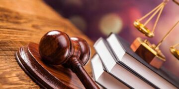 У Запоріжжі судитимуть жінку, яку підозрюють у роботі на російські спецслужби та вербуванні підлітка