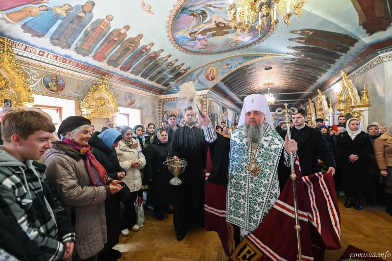 Історична подія у Лаврі: Епіфаній уперше звершив молитву у храмі над Ближніми печерами