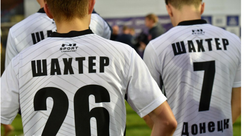 «Це спроба легалізації окупації через спорт»: вболівальники звернулися до Андрія Шевченка через клони «Шахтаря» та «Зорі» на ТОТ