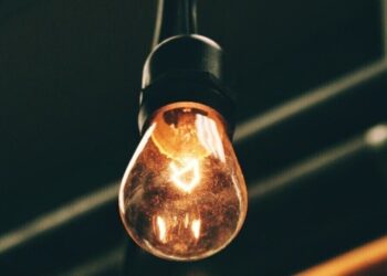 Часткові відключення в Одеській області: що відбувається зі світлом