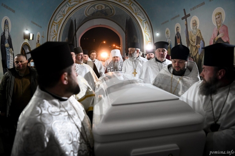 Прощання з Патріархом. Фоторепортаж із заупокійної літії у Михайлівському соборі