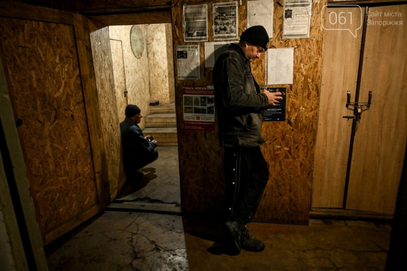 &laquo;Головне почути дрон раніше, ніж він тебе побачить&raquo;: як у зруйнованому Оріхові живуть люди, - ФОТОРЕПОРТАЖ