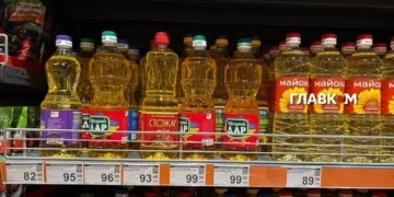 Скільки коштує пляшка олії у Києві: порівняння цін у найбільших мережах