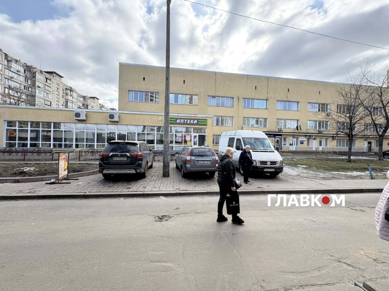 Рік після знесення МАФів. Що відбувається біля метро &laquo;Мінська&raquo; (фото)