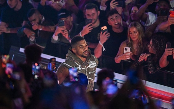 У команді Джошуа розкрили деталі його повернення на ринг У команді Джошуа розкрили деталі його повернення на ринг