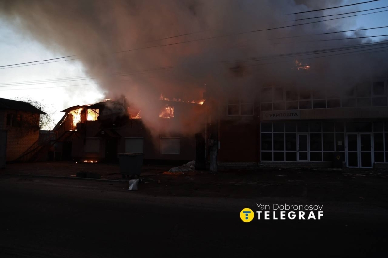 З'явилися кадри з наслідками удару по Броварах