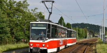 У Харкові обмежують кількість трамваїв на маршрутах: дефіцит електроенергії