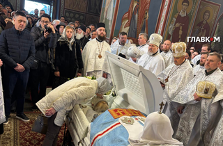 У Києві проходить прощання з Патріархом Філаретом: трансляція