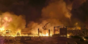 Бровари: внаслідок ракетної атаки РФ є загиблі та поранені