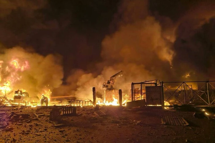 Бровари: внаслідок ракетної атаки РФ є загиблі та поранені