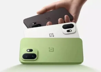 Представлено OnePlus 15T — компактний геймерський флагман з екраном 165 Гц та величезною батареєю