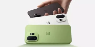 Представлено OnePlus 15T — компактний геймерський флагман з екраном 165 Гц та величезною батареєю