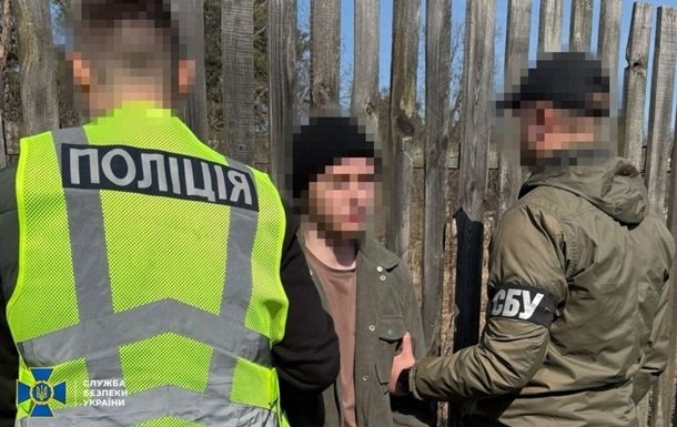 Суд арештував підозрюваного у теракті в Бучі без права застави