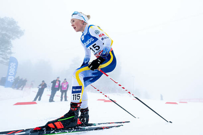 Лижні гонки. Падіння Діггінс в прощальній гонці, перемога Сундлінг