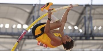 Мондо Дюплантіс встановив свій 15-й світовий рекорд у приміщенні