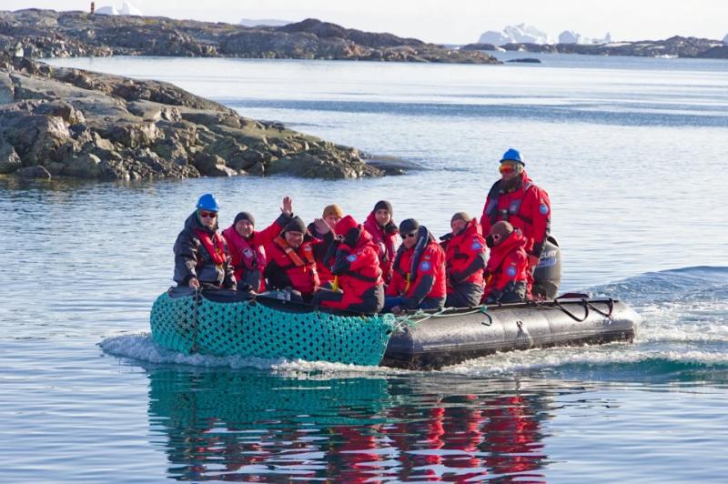 На станцію "Академік Вернадський" прибула команда 31-ї Української антарктичної експедиції