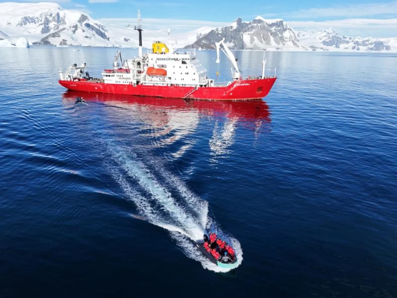 На станцію "Академік Вернадський" прибула команда 31-ї Української антарктичної експедиції