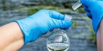 У Миколаєві перевірили воду: де виявили відхилення